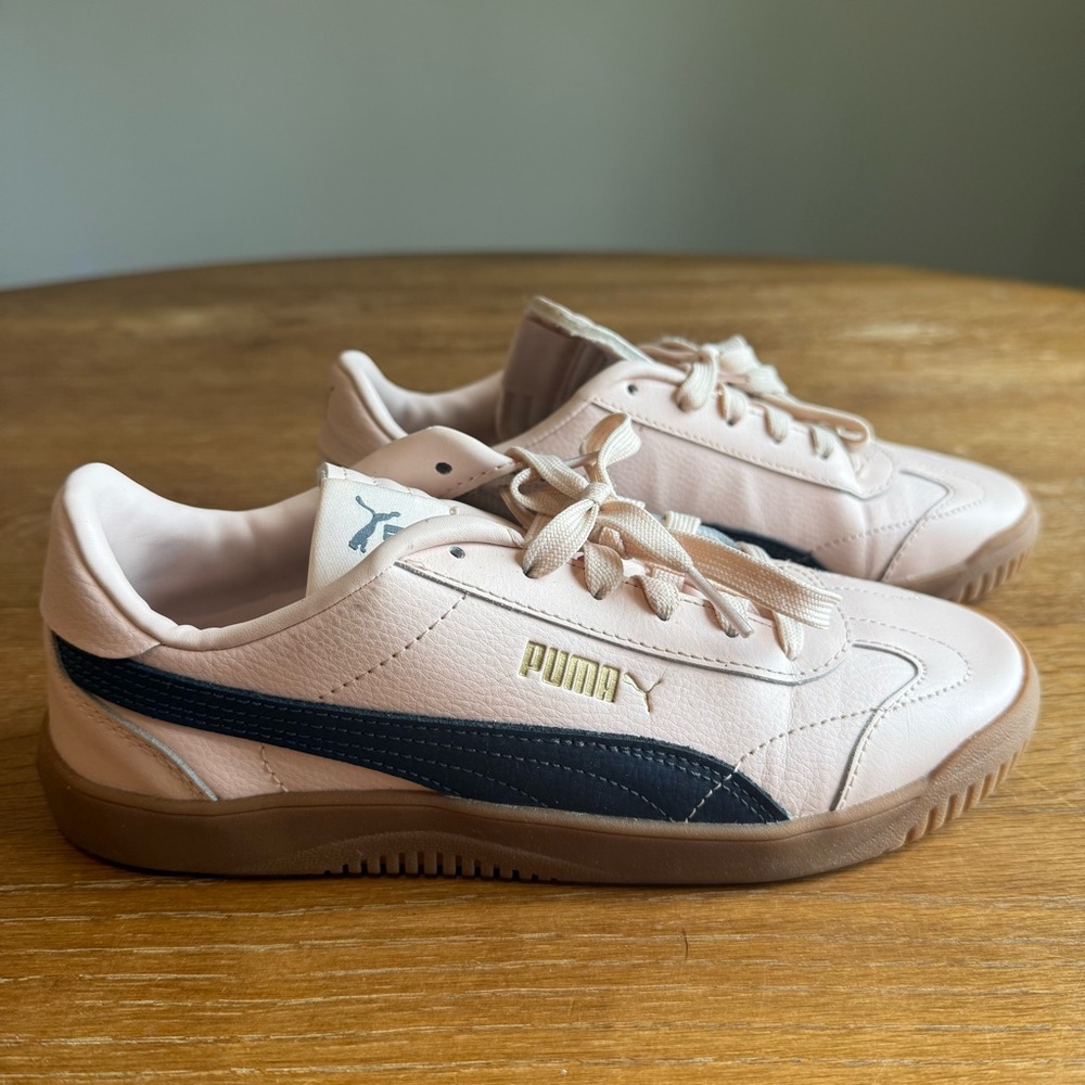 PUMA Women's Pink Club 5v5 Court Sneakers 7.5
